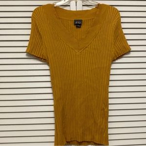 Yellow stretch shirt